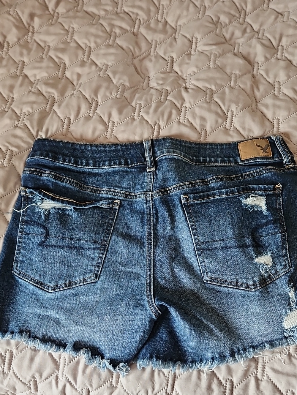 American Eagle Outfitters Distressed Dark Blue Denim Cutoff Shorts - Picture 2 of 3